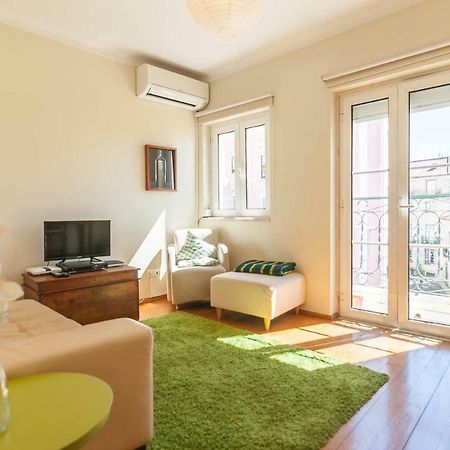'White House' Apartment- Alfama Lisbon Exterior photo