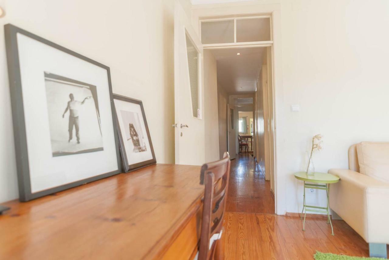 'White House' Apartment- Alfama Lisbon Exterior photo